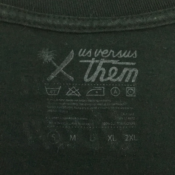 ❤️US Versus Them❤️ Graphic Tee size (S) - Picture 5 of 5